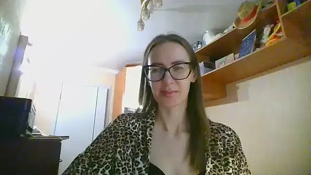 Snapshot of Norivann chatting on November 12, 10:15 am Norivann online show from November 12, 10:15 am