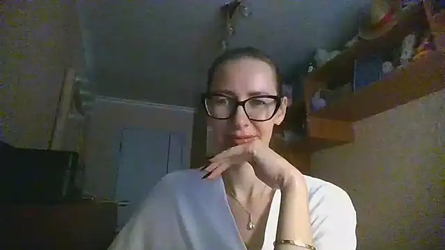 Snapshot of Norivann chatting on November 27, 11:12 am Norivann online show from November 27, 11:12 am