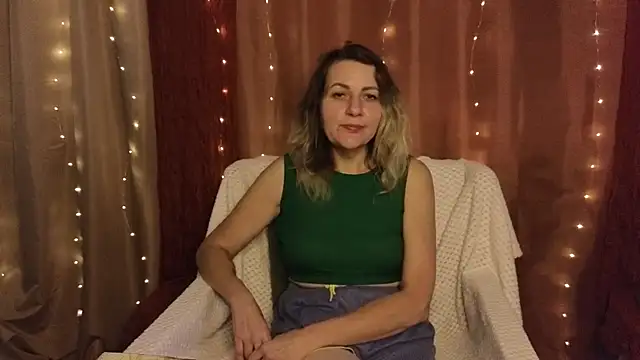 silvaraNoir online show from September 25, 9:13 am