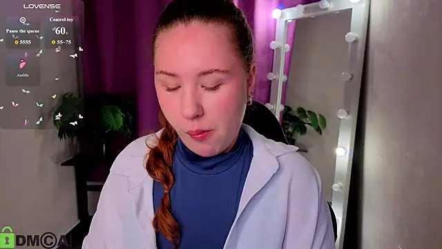 Elsie Cutties online show from July 12, 1:07 am
