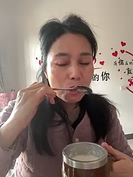 Snapshot of aoyo66 chatting on March 11, 12:27 am aoyo66 online show from March 11, 12:27 am