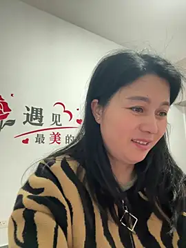 Snapshot of aoyo66 chatting on April 2, 11:13 pm aoyo66 online show from April 2, 11:13 pm