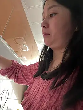 Snapshot of aoyo66 chatting on April 9, 12:10 am aoyo66 online show from April 9, 12:10 am