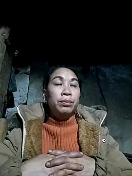 Snapshot of vtmbae chatting on February 11, 11:54 pm vtmbae online show from February 11, 11:54 pm