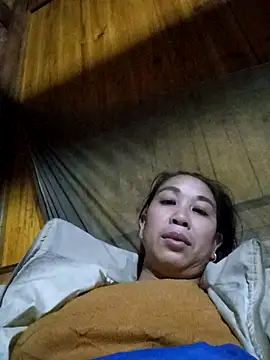 Snapshot of vtmbae chatting on February 20, 6:30 pm vtmbae online show from February 20, 6:30 pm