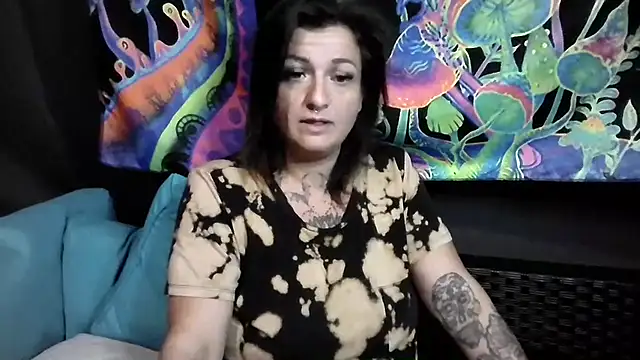 Snapshot of 88heygirlhey88 chatting on July 12, 8:16 am 88heygirlhey88 online show from July 12, 8:16 am