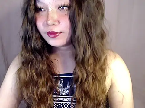 Snapshot of Eyes-on-me chatting on November 3, 5:47 pm Eyes-on-me online show from November 3, 5:47 pm