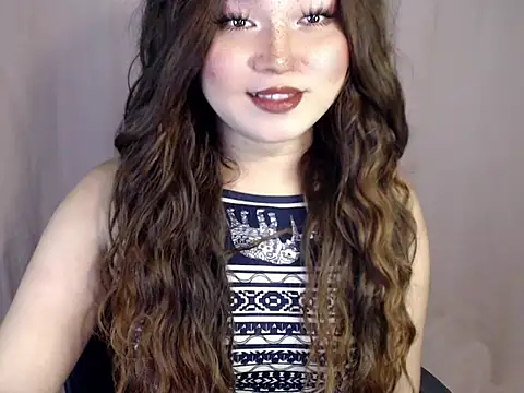 Snapshot of Eyes-on-me chatting on December 1, 5:07 pm Eyes-on-me online show from December 1, 5:07 pm