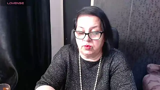 Snapshot of MissSanjanne chatting on May 18, 4:07 am MissSanjanne online show from May 18, 4:07 am