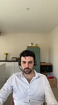 eauminerale online show from February 25, 10:14 am