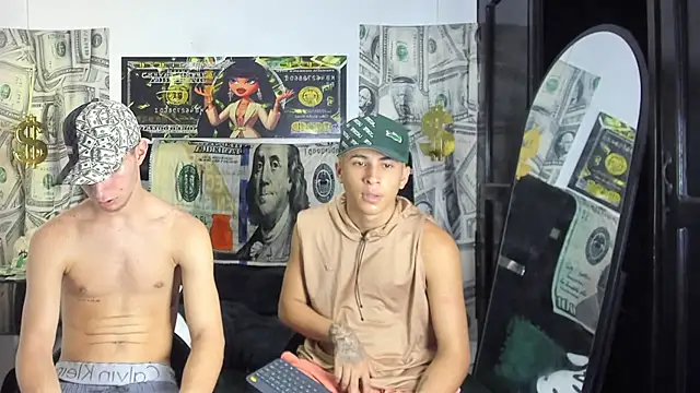 Latin whites0 online show from September 27, 4:28 am