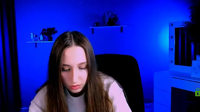 lilu pink online show from October 3, 12:46 pm