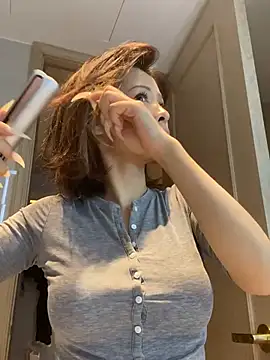 Snapshot of miumiu-66 chatting on June 24, 8:57 am miumiu-66 online show from June 24, 8:57 am