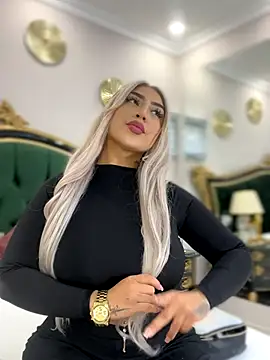 CourtneyRoses online show from December 22, 9:34 pm