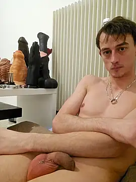 Chrisou73 online show from March 16, 8:02 pm