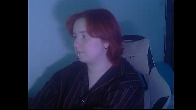 cranberryAlissa online show from October 5, 4:49 pm