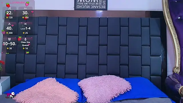 Krystal Heartss online show from October 20, 5:13 pm