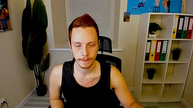 LeoMooree online show from October 20, 4:07 pm