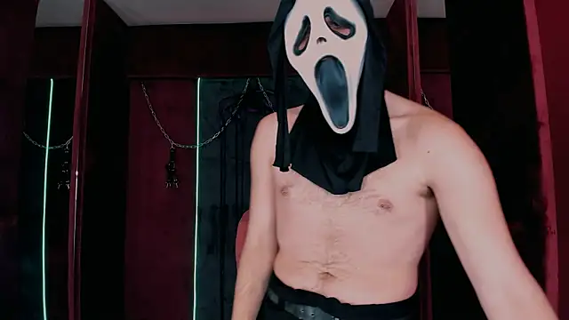 LeoMooree online show from October 29, 3:36 pm