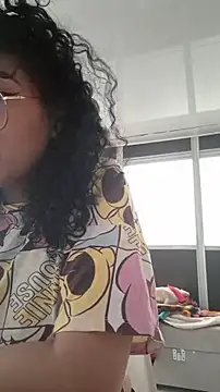 LondonHilton online show from February 28, 9:27 pm