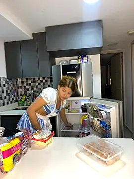 Snapshot of Gaby_002 chatting on October 9, 2:20 am Gaby 002 online show from October 9, 2:20 am