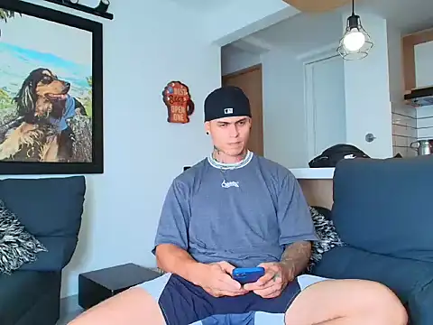Snapshot of Marko_Toro__ chatting on September 22, 7:49 pm Marko Toro online show from September 22, 7:49 pm
