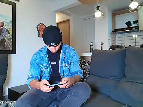 Snapshot of Marko_Toro__ chatting on September 29, 3:55 am Marko Toro online show from September 29, 3:55 am