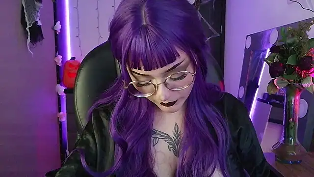 LesRose online show from October 22, 4:40 pm