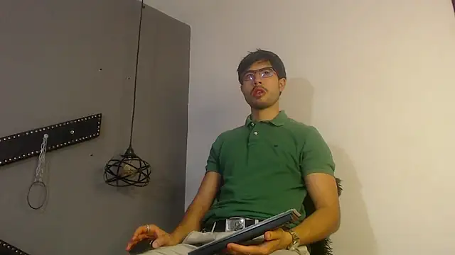DanteBrown01 online show from October 1, 12:11 pm