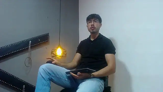 DanteBrown01 online show from October 6, 12:13 pm
