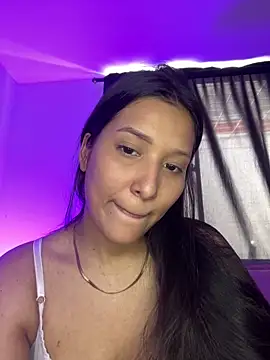 Snapshot of IsabellaJoness_ chatting on February 2, 8:07 pm IsabellaJoness online show from February 2, 8:07 pm