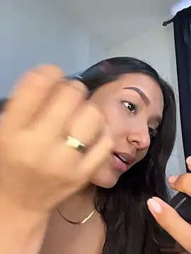 Snapshot of IsabellaJoness_ chatting on February 19, 8:05 pm IsabellaJoness online show from February 19, 8:05 pm