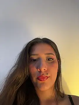 IsabellaJoness  online show from March 12, 8:15 pm