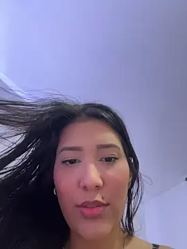 IsabellaJoness  online show from March 23, 9:08 pm