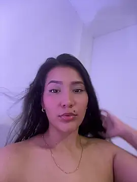 IsabellaJoness  online show from April 9, 8:58 pm