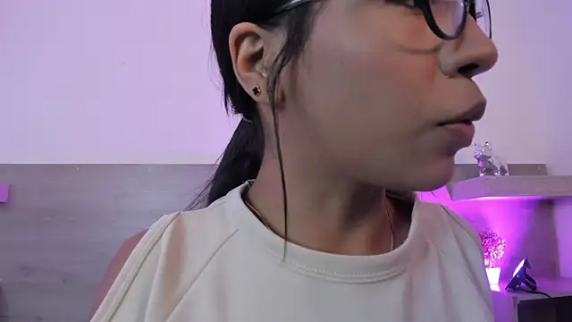 Ivana Hall online show from October 8, 8:06 pm