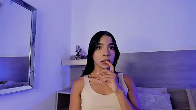 Ivana Hall online show from November 28, 8:00 pm