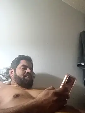 theking1 1 online show from February 7, 6:39 am