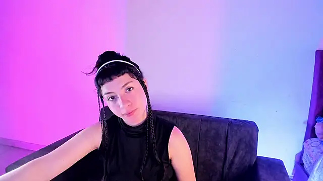 kitty  chs online show from October 9, 11:41 am