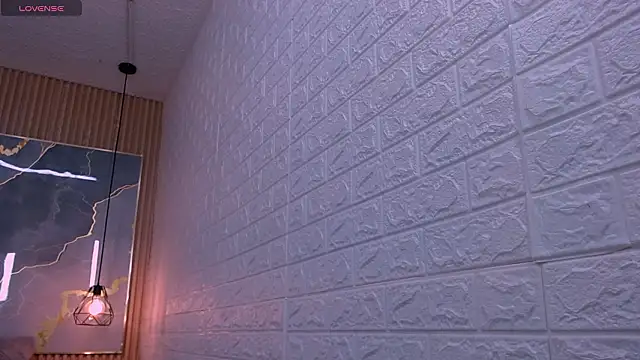 Snapshot of kat_96_ chatting on January 18, 8:12 pm kat 96 online show from January 18, 8:12 pm