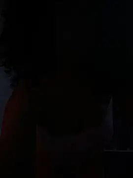 miiabrown18 online show from May 28, 1:58 am