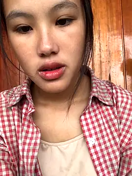 Mai lovely online show from October 4, 1:36 am