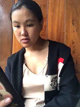 Mai lovely online show from October 20, 2:23 am