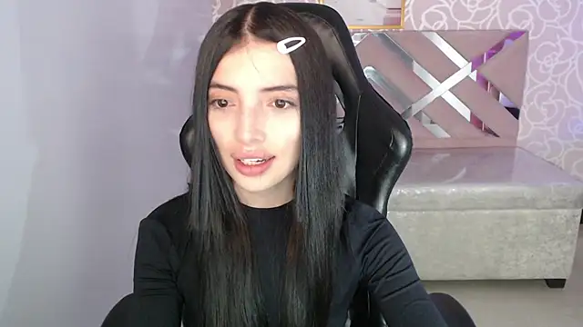 cynthia ch online show from October 10, 3:49 am