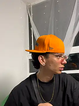 Skinny batman online show from October 26, 3:34 am