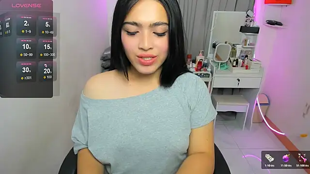 Snapshot of BubbbleButtDemi chatting on June 18, 7:52 am BubbbleButtDemi online show from June 18, 7:52 am