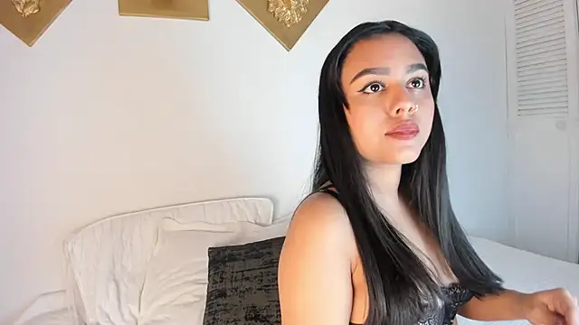 CharlottePetitte online show from October 22, 9:36 pm