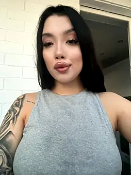 kiss Lissa online show from November 22, 2:05 pm