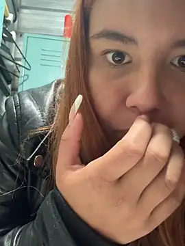 Snapshot of Violettt_hot chatting on December 16, 1:27 pm Violettt hot online show from December 16, 1:27 pm