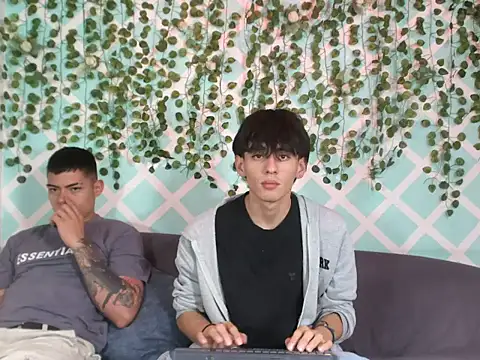 Snapshot of allan_spicy chatting on October 18, 7:47 pm allan spicy online show from October 18, 7:47 pm